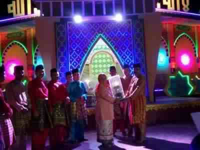 Meral Barat Juara Umum MTQ Karimun 2017
